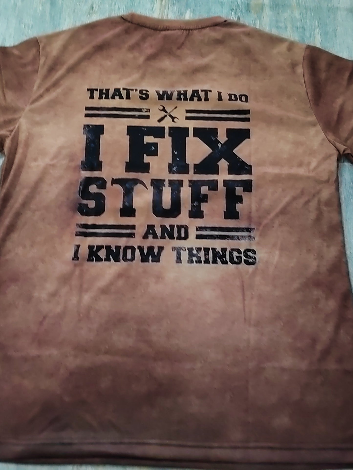 Stuffy™ – T-shirt met een stoere statement