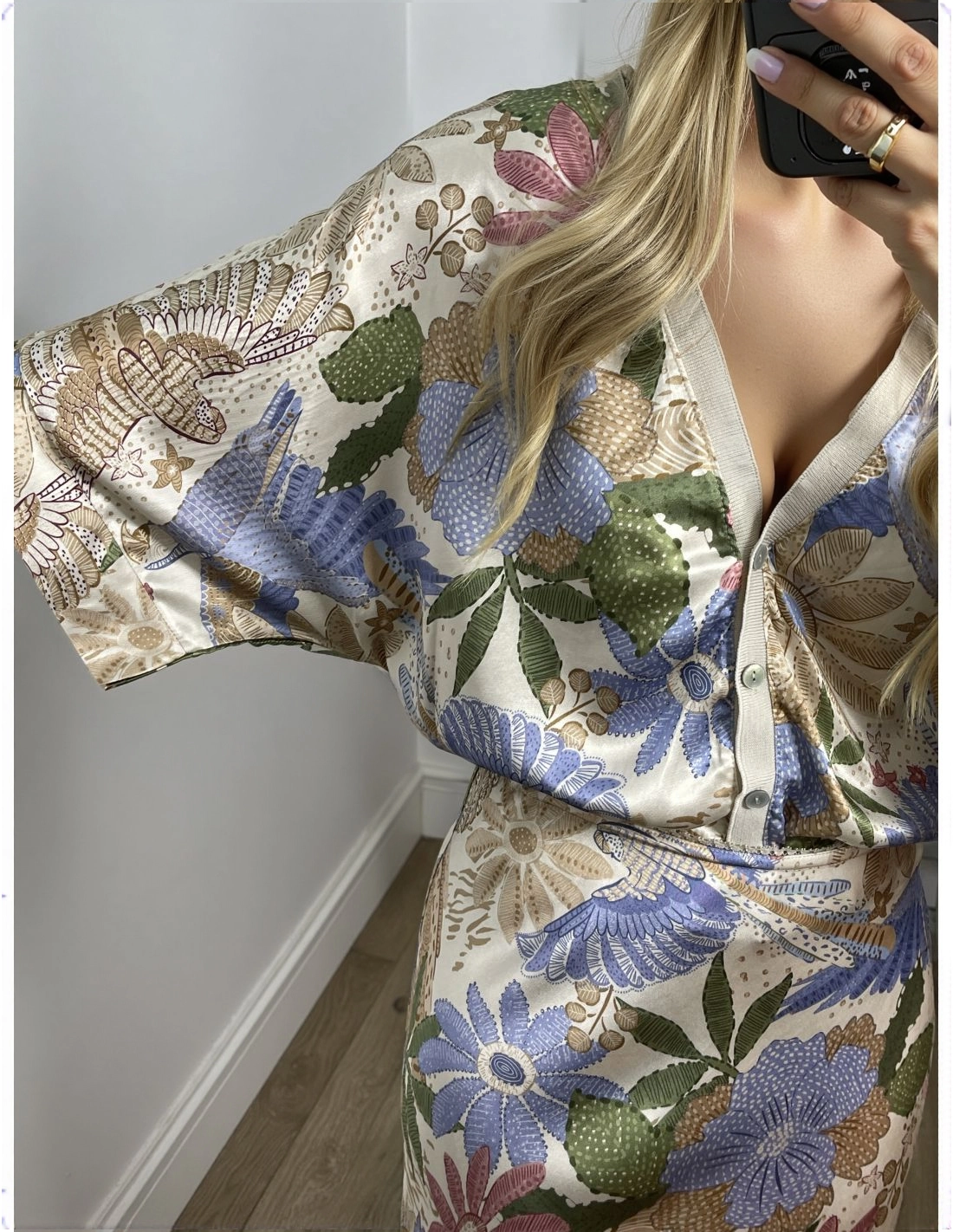 Exquise Satijnen Bloemenprint Off-shoulder Shirt