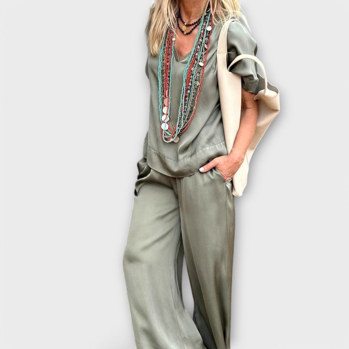 Complete Blouse en Broek Hazel Elysian Elegance