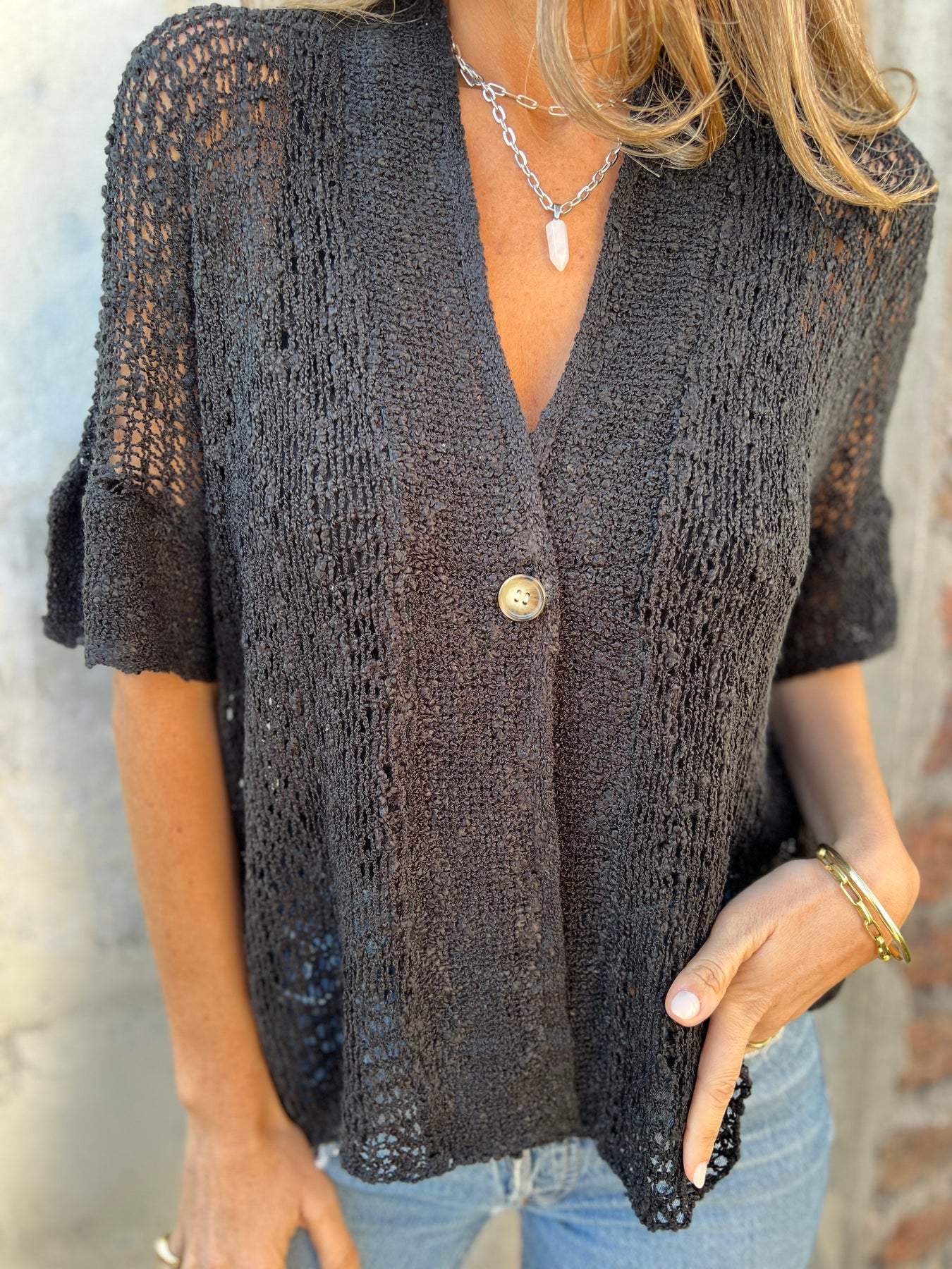 Ivonie™ | Elegante Textured Top