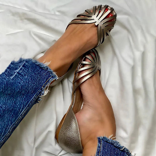 LIA Ballerina's Gegraveerd met Open Neus - Elegante en Modieuze Schoenen